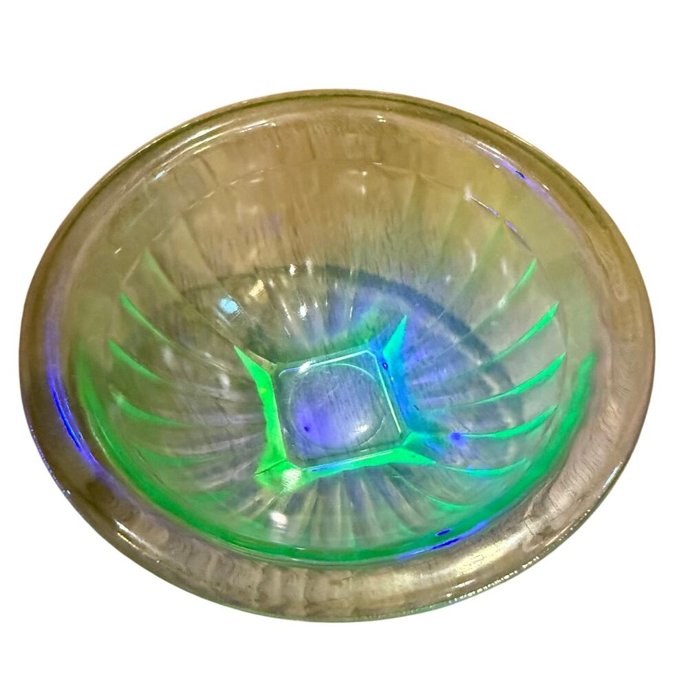 Hazel Atlas Nesting Mixing Bowl Uranium Glass 6" Green  Ribbed Square Bottom